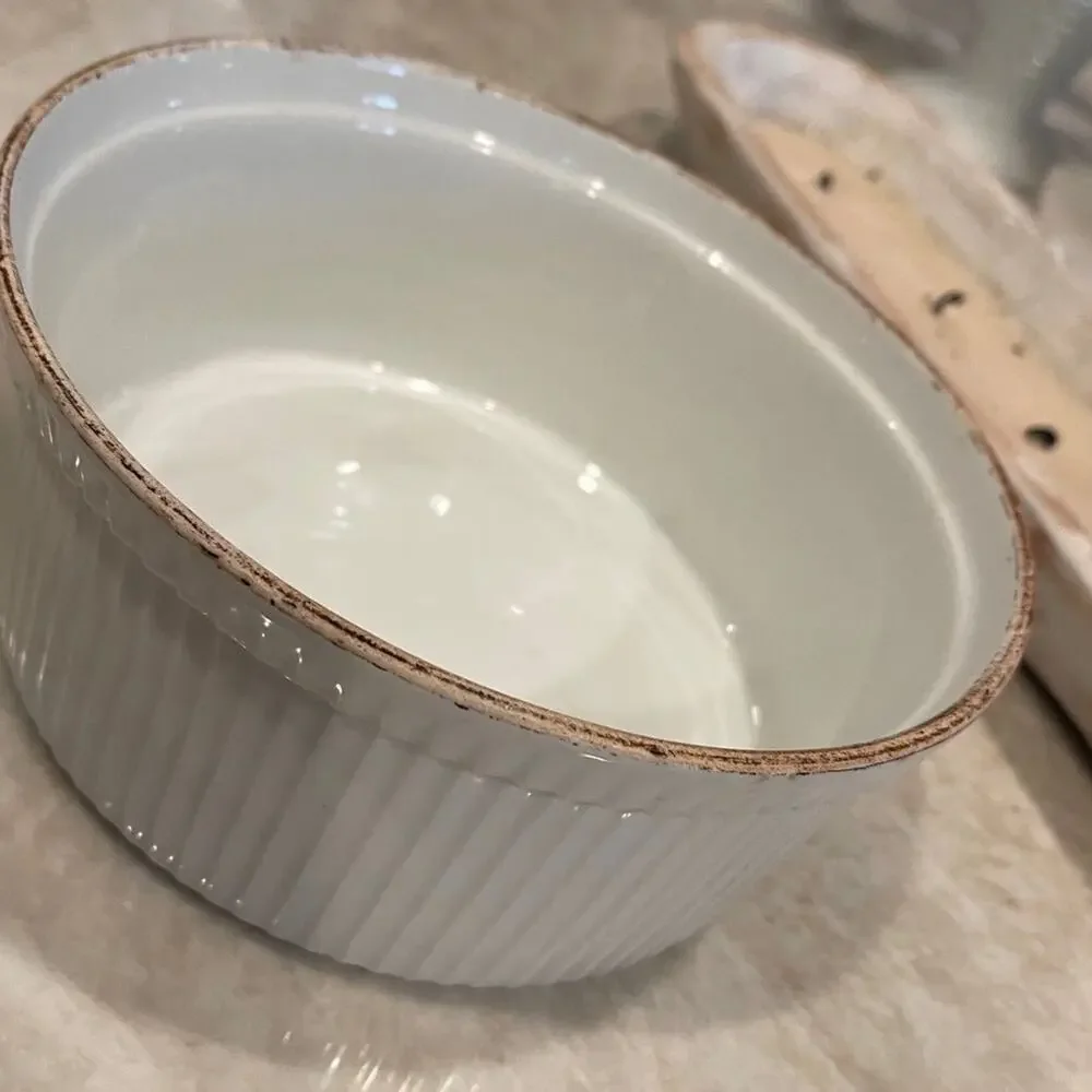 Apilco France Soufflé  baking dish 7-3/4”